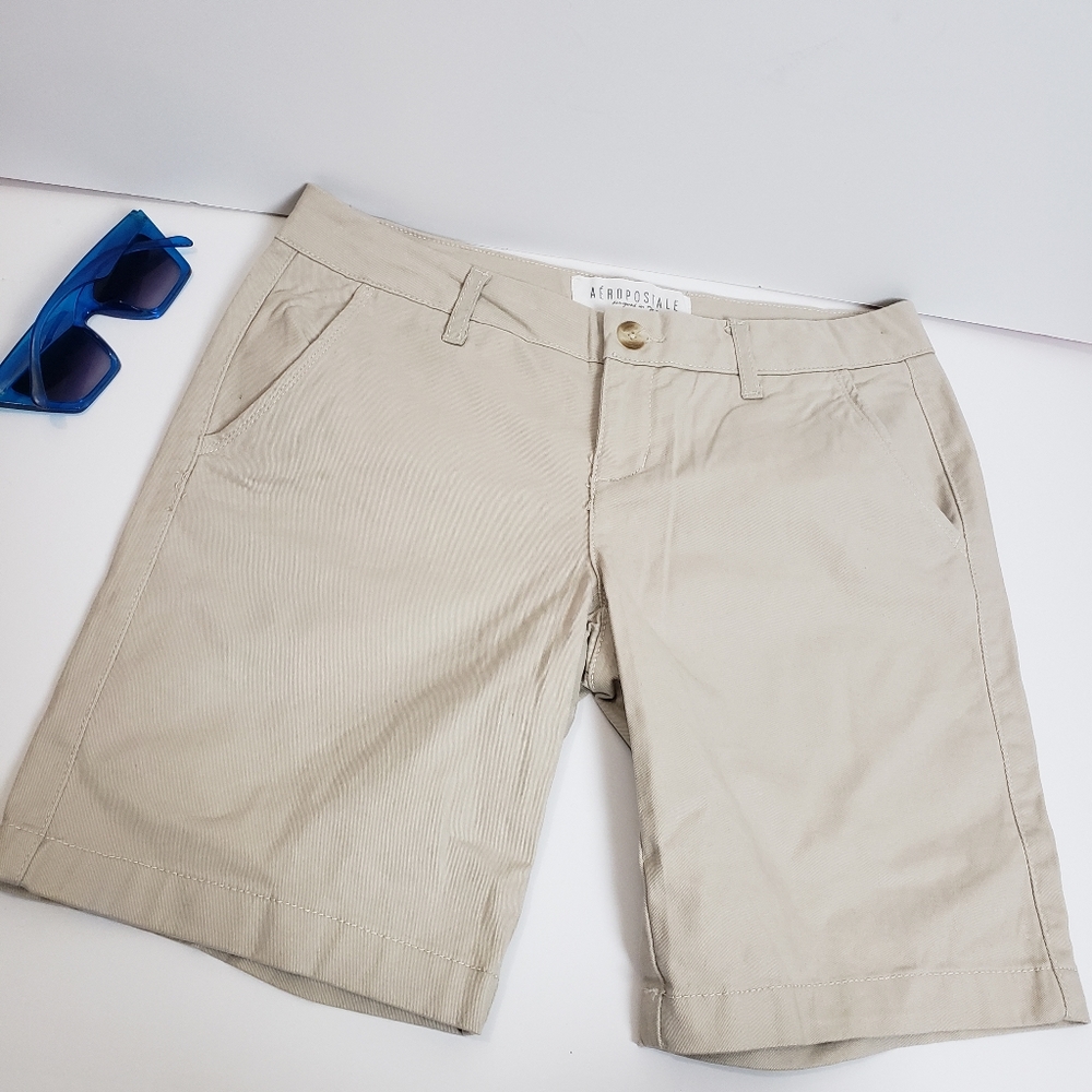 Aeropostale Bermuda twill short